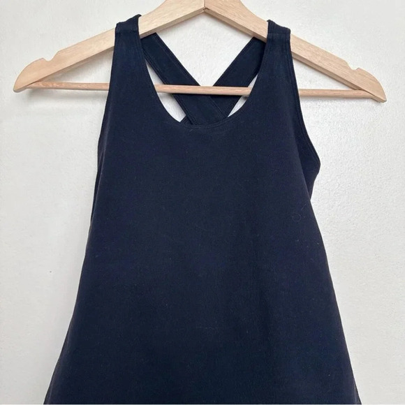 Lululemon Womens 6 Cross Back Cropped Tank In Black - Picture 4 of 10